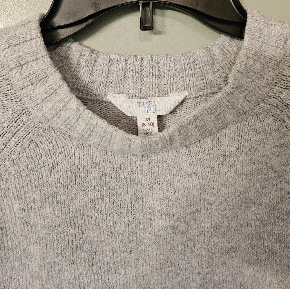Sweater - Picture 3 of 5